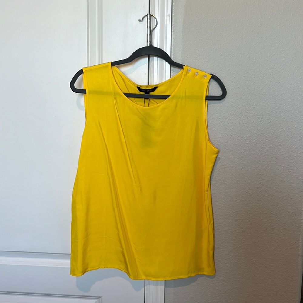 Brand new never worn yellow sleeveless top